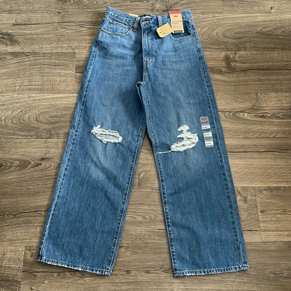 NWT Women’s Levi’s High-Waisted Straight Jeans sz 10